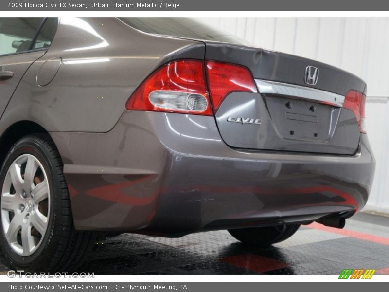 Urban Titanium Metallic / Beige 2009 Honda Civic LX Sedan