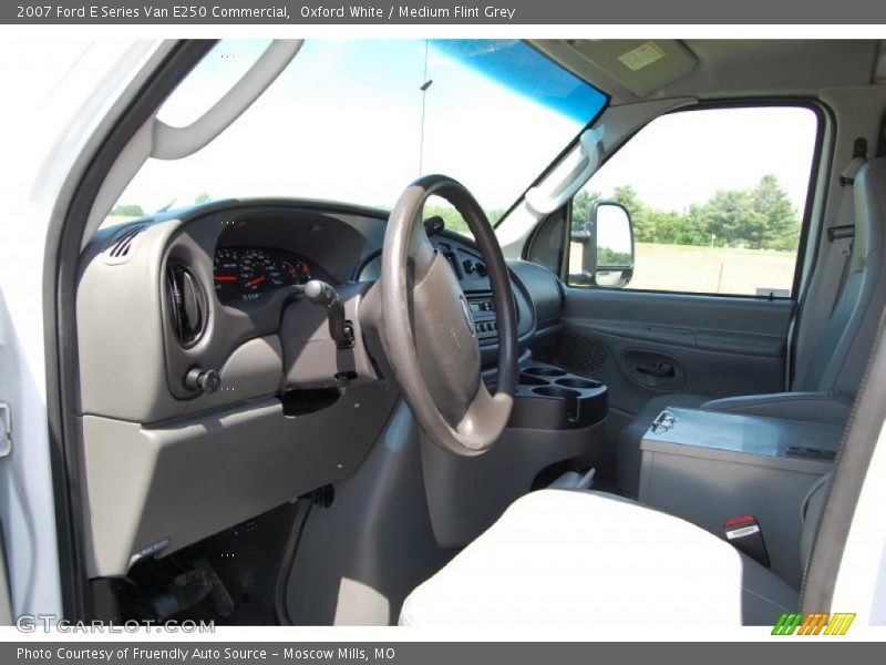 Oxford White / Medium Flint Grey 2007 Ford E Series Van E250 Commercial
