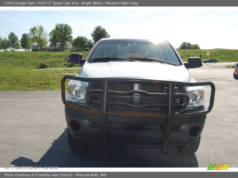 Bright White / Medium Slate Gray 2009 Dodge Ram 2500 ST Quad Cab 4x4