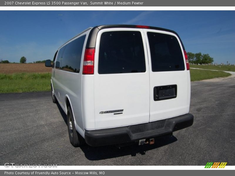 Summit White / Medium Pewter 2007 Chevrolet Express LS 3500 Passenger Van