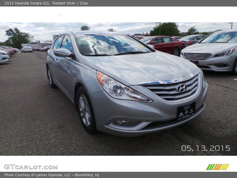 Radiant Silver / Gray 2013 Hyundai Sonata GLS