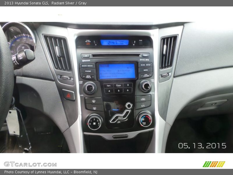 Radiant Silver / Gray 2013 Hyundai Sonata GLS