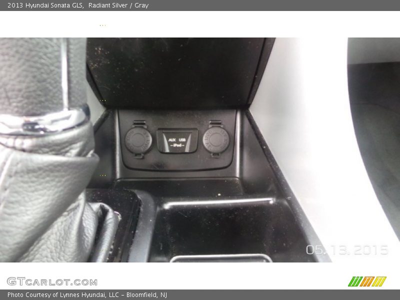 Radiant Silver / Gray 2013 Hyundai Sonata GLS