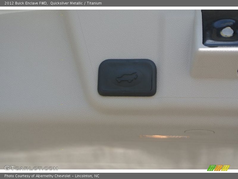 Quicksilver Metallic / Titanium 2012 Buick Enclave FWD