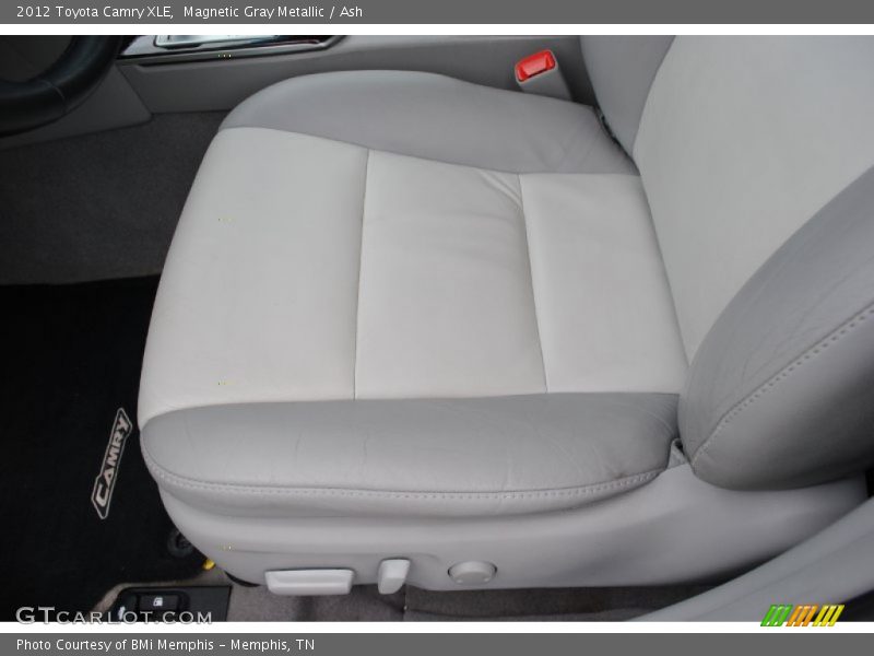 Magnetic Gray Metallic / Ash 2012 Toyota Camry XLE