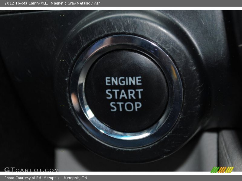 Magnetic Gray Metallic / Ash 2012 Toyota Camry XLE