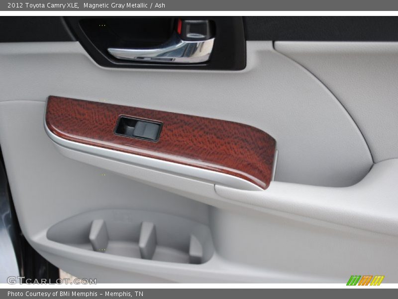 Magnetic Gray Metallic / Ash 2012 Toyota Camry XLE