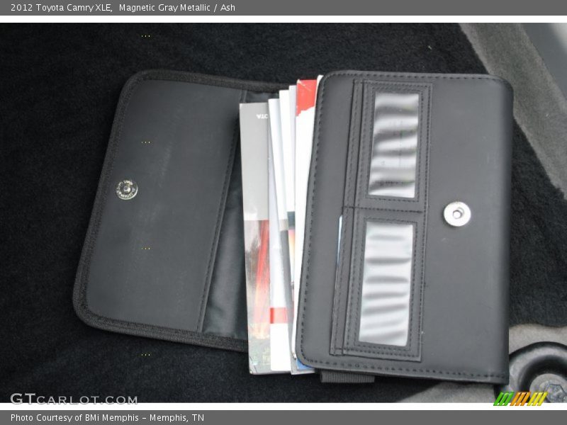 Magnetic Gray Metallic / Ash 2012 Toyota Camry XLE