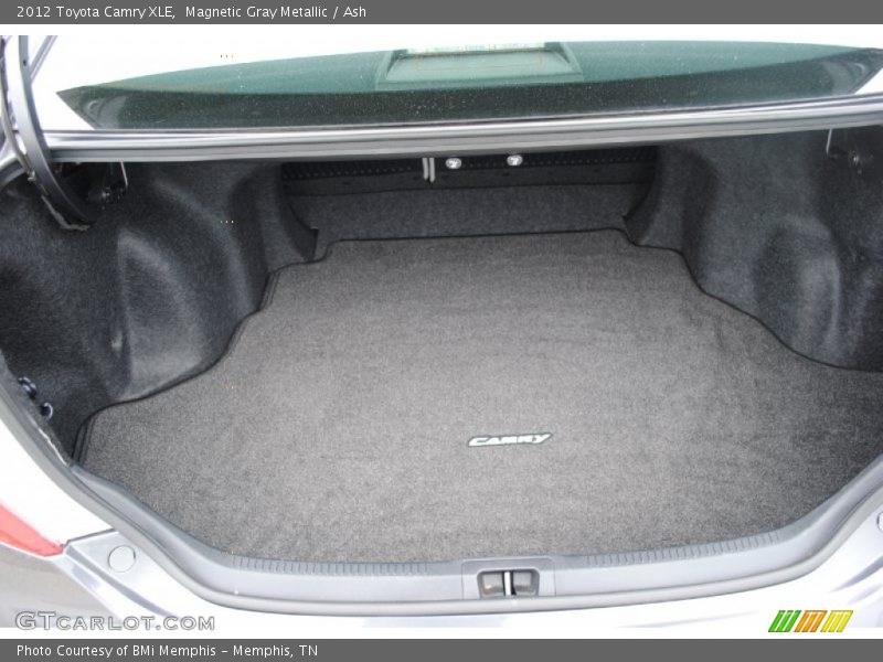 Magnetic Gray Metallic / Ash 2012 Toyota Camry XLE