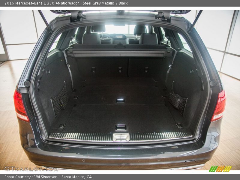  2016 E 350 4Matic Wagon Trunk