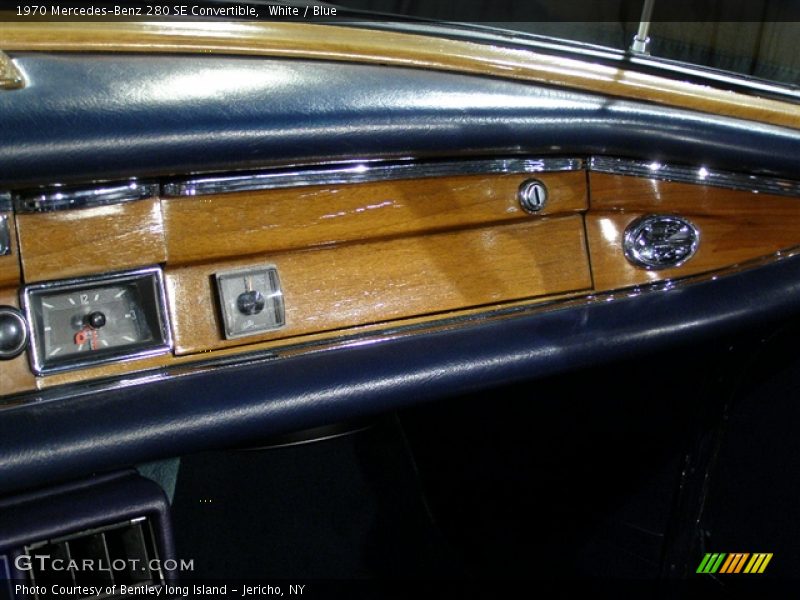 White / Blue 1970 Mercedes-Benz 280 SE Convertible