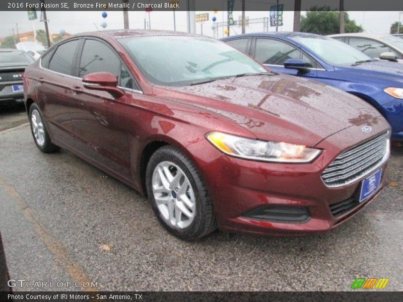 Bronze Fire Metallic / Charcoal Black 2016 Ford Fusion SE