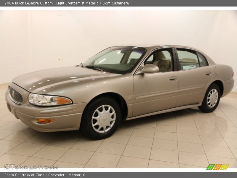 Front 3/4 View of 2004 LeSabre Custom