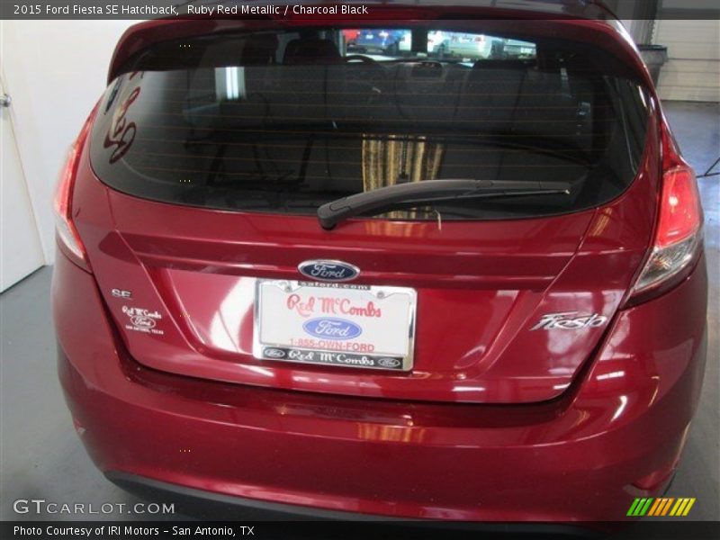 Ruby Red Metallic / Charcoal Black 2015 Ford Fiesta SE Hatchback