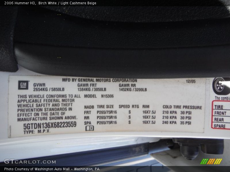 Birch White / Light Cashmere Beige 2006 Hummer H3