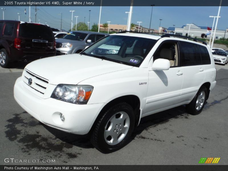 Super White / Ivory 2005 Toyota Highlander V6 4WD