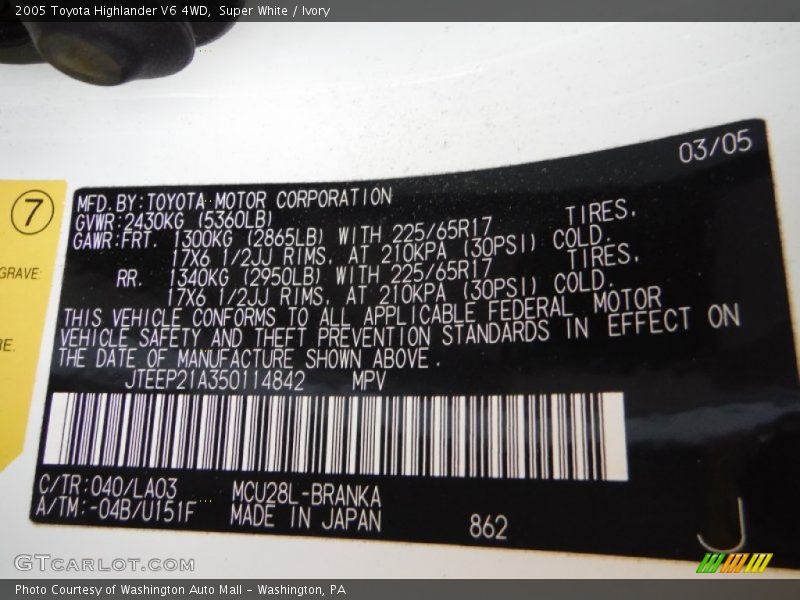 Super White / Ivory 2005 Toyota Highlander V6 4WD