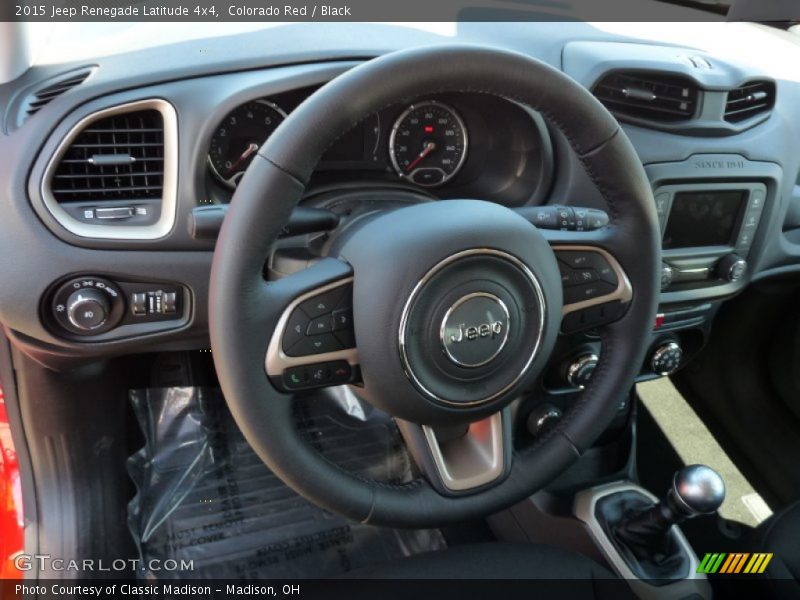  2015 Renegade Latitude 4x4 Steering Wheel