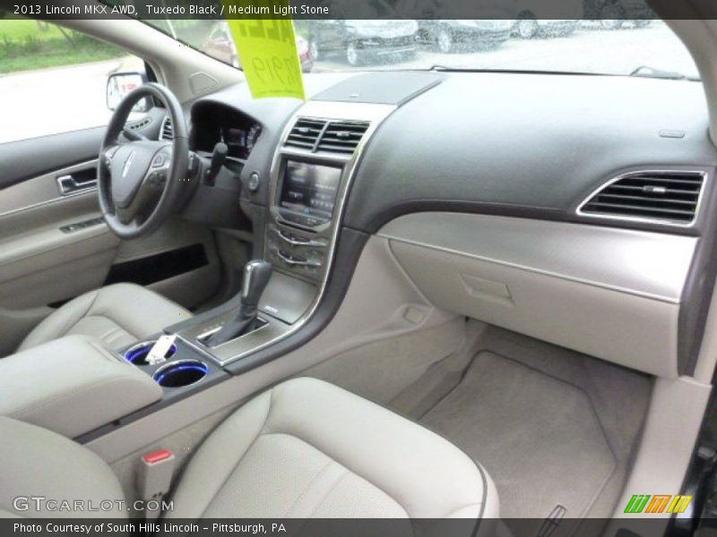 Tuxedo Black / Medium Light Stone 2013 Lincoln MKX AWD
