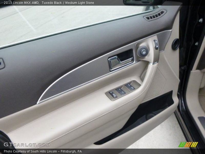 Tuxedo Black / Medium Light Stone 2013 Lincoln MKX AWD