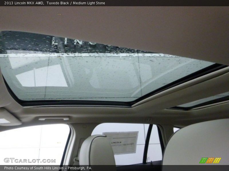 Tuxedo Black / Medium Light Stone 2013 Lincoln MKX AWD