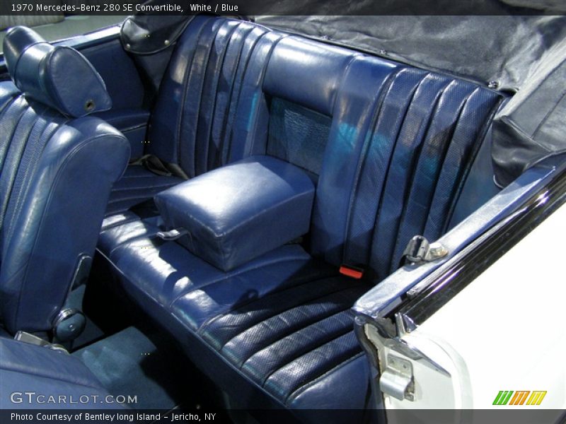 White / Blue 1970 Mercedes-Benz 280 SE Convertible
