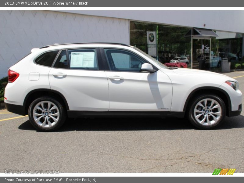 Alpine White / Black 2013 BMW X1 xDrive 28i