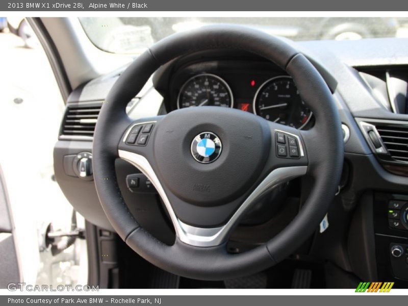Alpine White / Black 2013 BMW X1 xDrive 28i