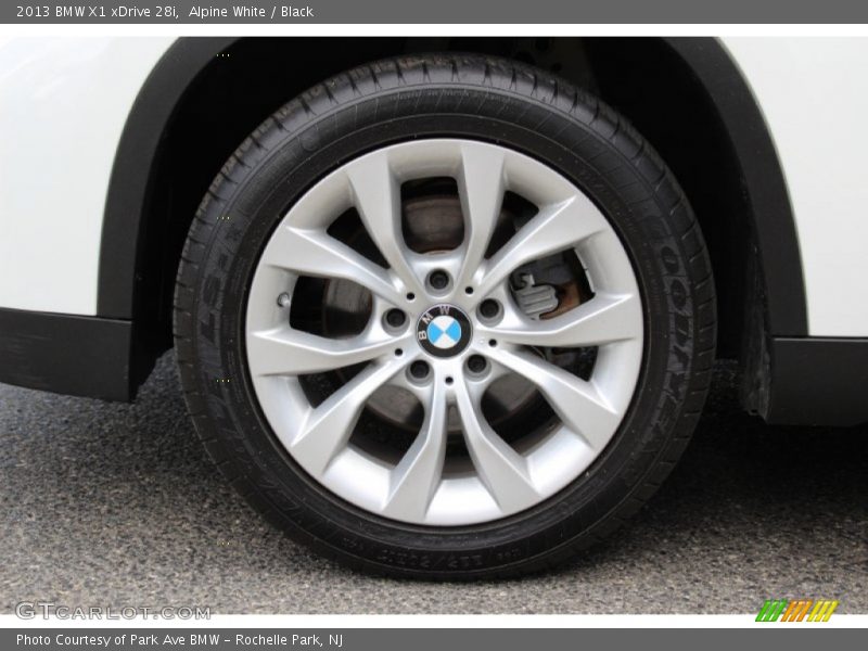 Alpine White / Black 2013 BMW X1 xDrive 28i