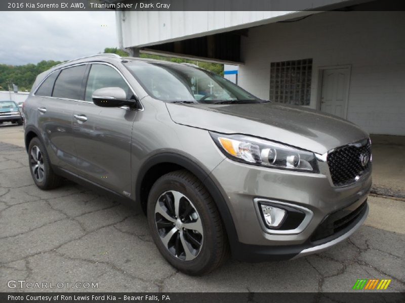 Titanium Silver / Dark Gray 2016 Kia Sorento EX AWD
