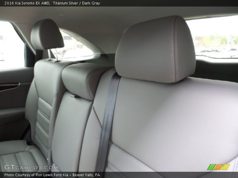Titanium Silver / Dark Gray 2016 Kia Sorento EX AWD
