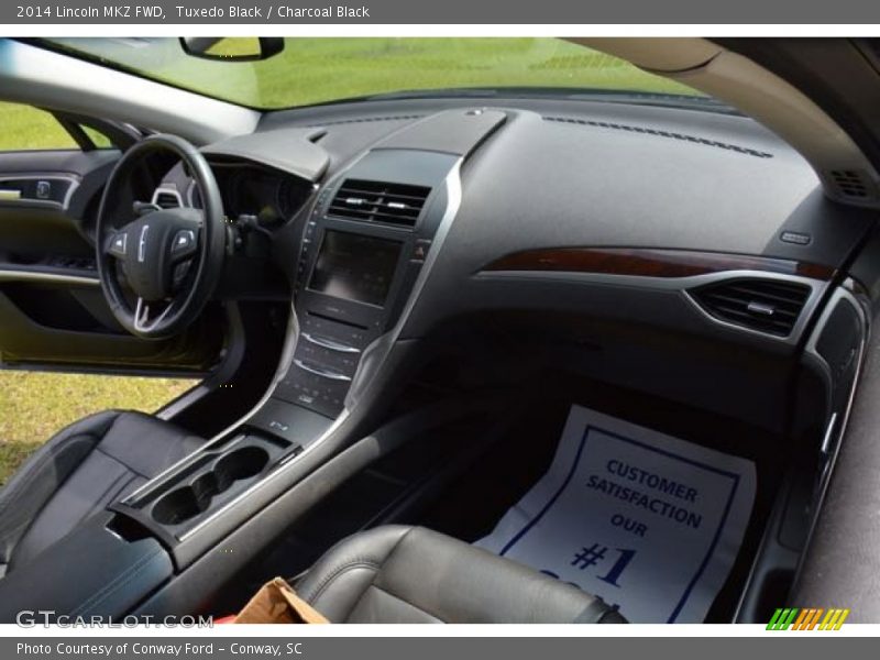 Tuxedo Black / Charcoal Black 2014 Lincoln MKZ FWD