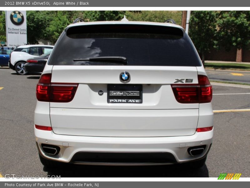 Alpine White / Black 2012 BMW X5 xDrive50i