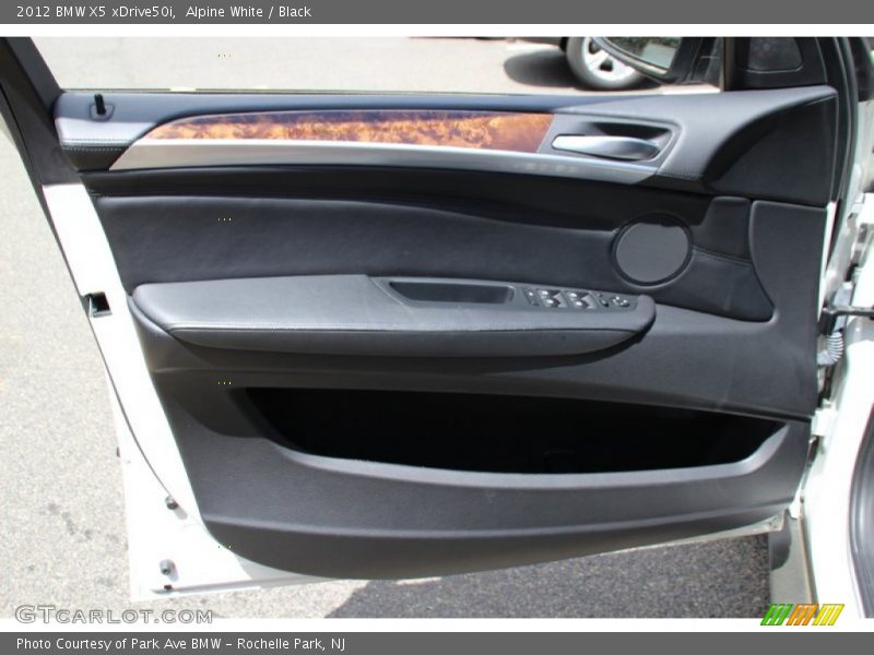 Alpine White / Black 2012 BMW X5 xDrive50i