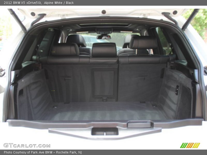 Alpine White / Black 2012 BMW X5 xDrive50i