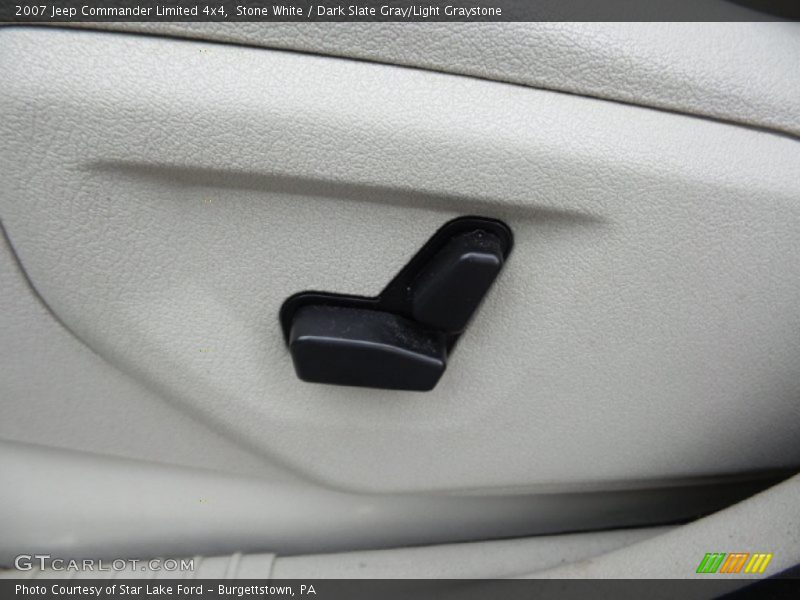Stone White / Dark Slate Gray/Light Graystone 2007 Jeep Commander Limited 4x4
