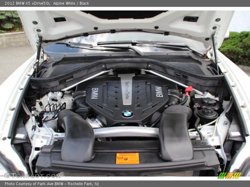 Alpine White / Black 2012 BMW X5 xDrive50i