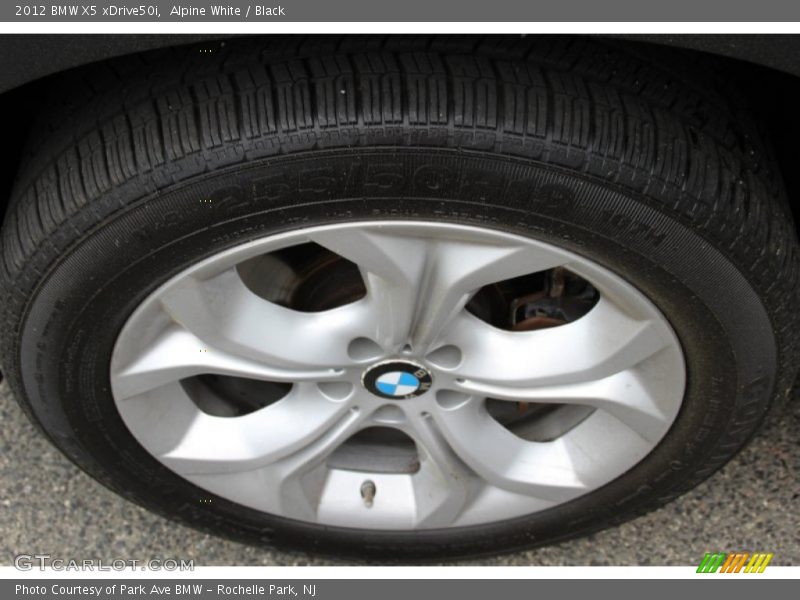 Alpine White / Black 2012 BMW X5 xDrive50i
