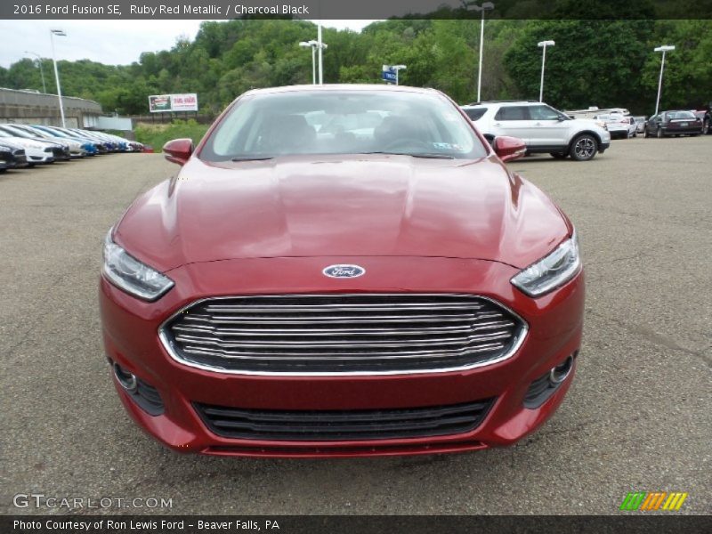 Ruby Red Metallic / Charcoal Black 2016 Ford Fusion SE