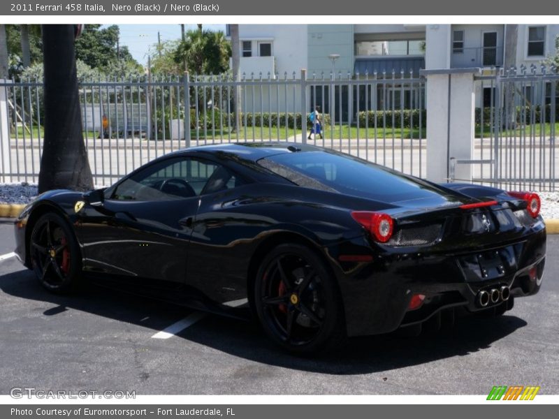 Nero (Black) / Nero (Black) 2011 Ferrari 458 Italia