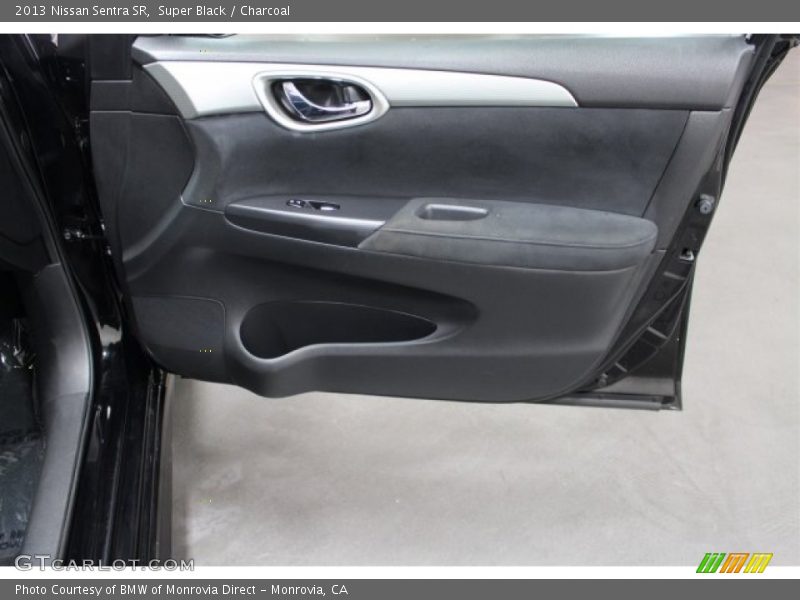 Super Black / Charcoal 2013 Nissan Sentra SR