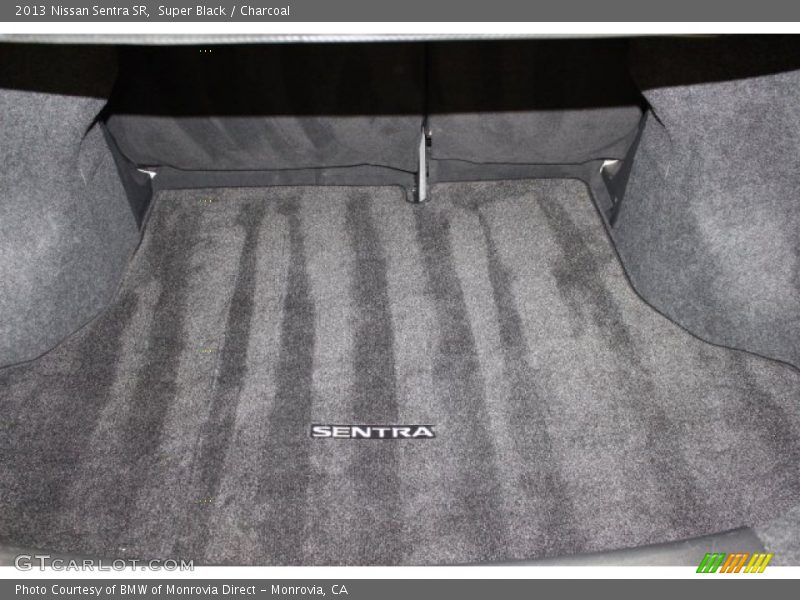 Super Black / Charcoal 2013 Nissan Sentra SR