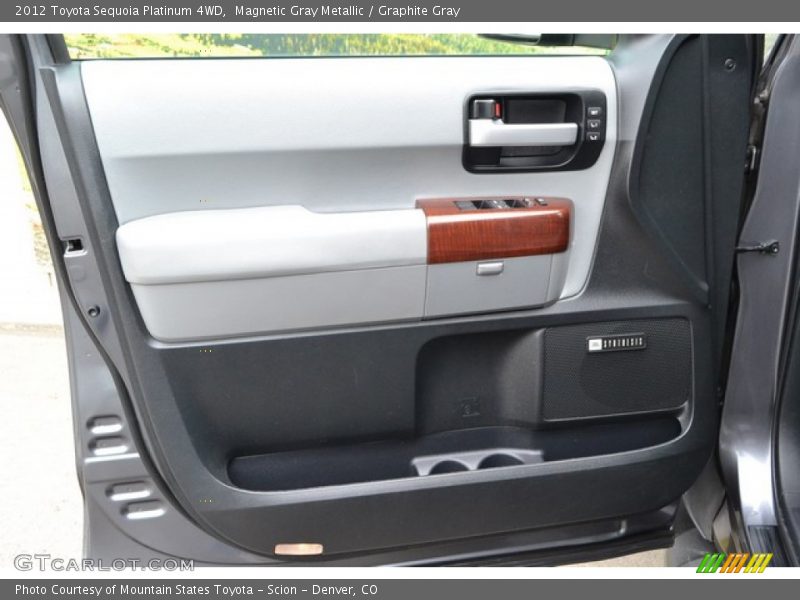 Magnetic Gray Metallic / Graphite Gray 2012 Toyota Sequoia Platinum 4WD