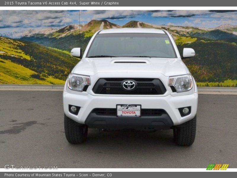 Super White / Graphite 2015 Toyota Tacoma V6 Access Cab 4x4