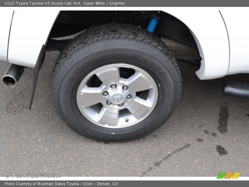 Super White / Graphite 2015 Toyota Tacoma V6 Access Cab 4x4