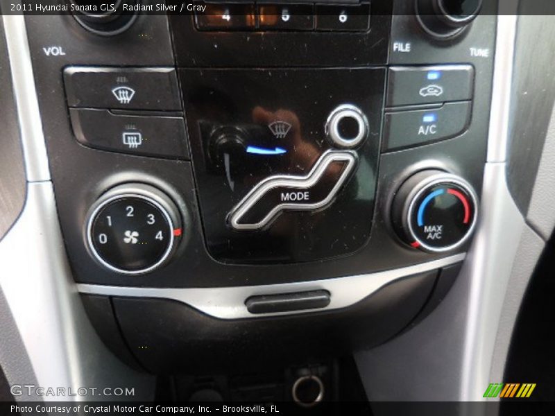 Radiant Silver / Gray 2011 Hyundai Sonata GLS
