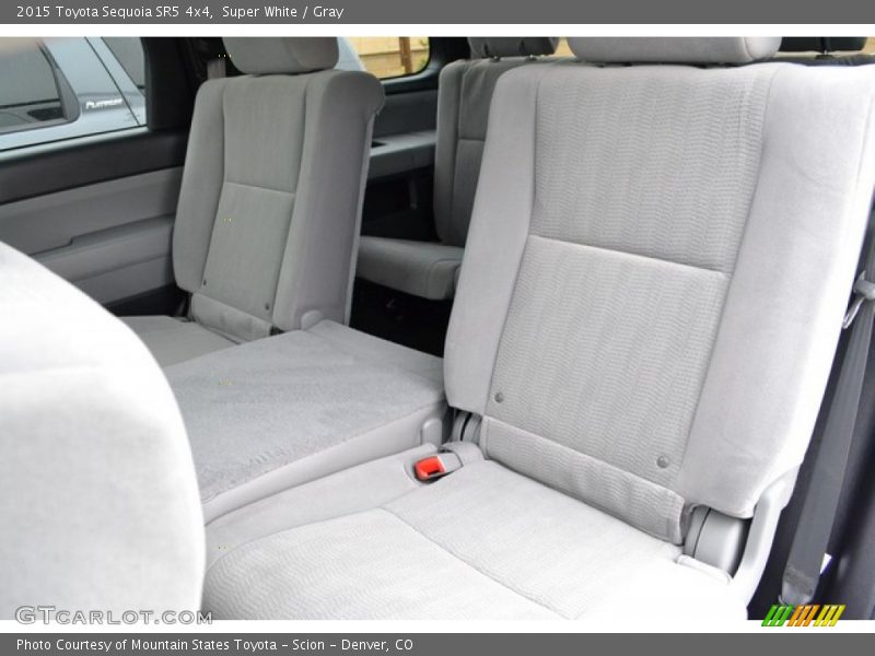 Super White / Gray 2015 Toyota Sequoia SR5 4x4