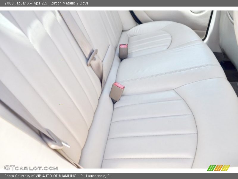 Zircon Metallic / Dove 2003 Jaguar X-Type 2.5