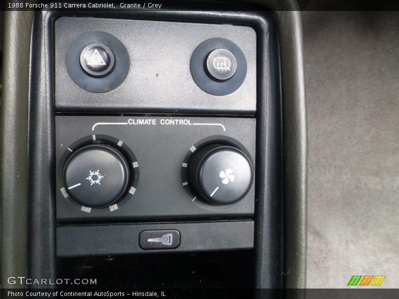 Controls of 1988 911 Carrera Cabriolet