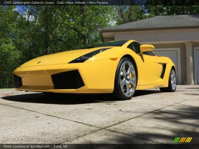 Front 3/4 View of 2005 Gallardo Coupe